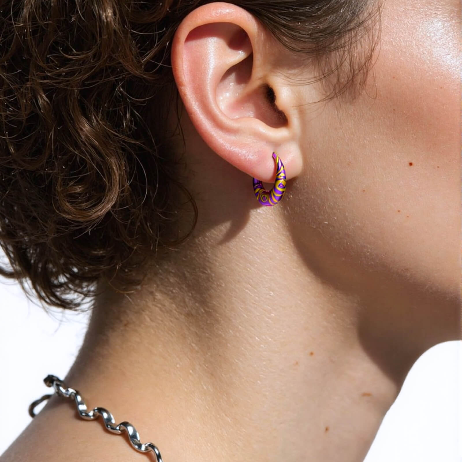 Titanium round earrings and nose rings