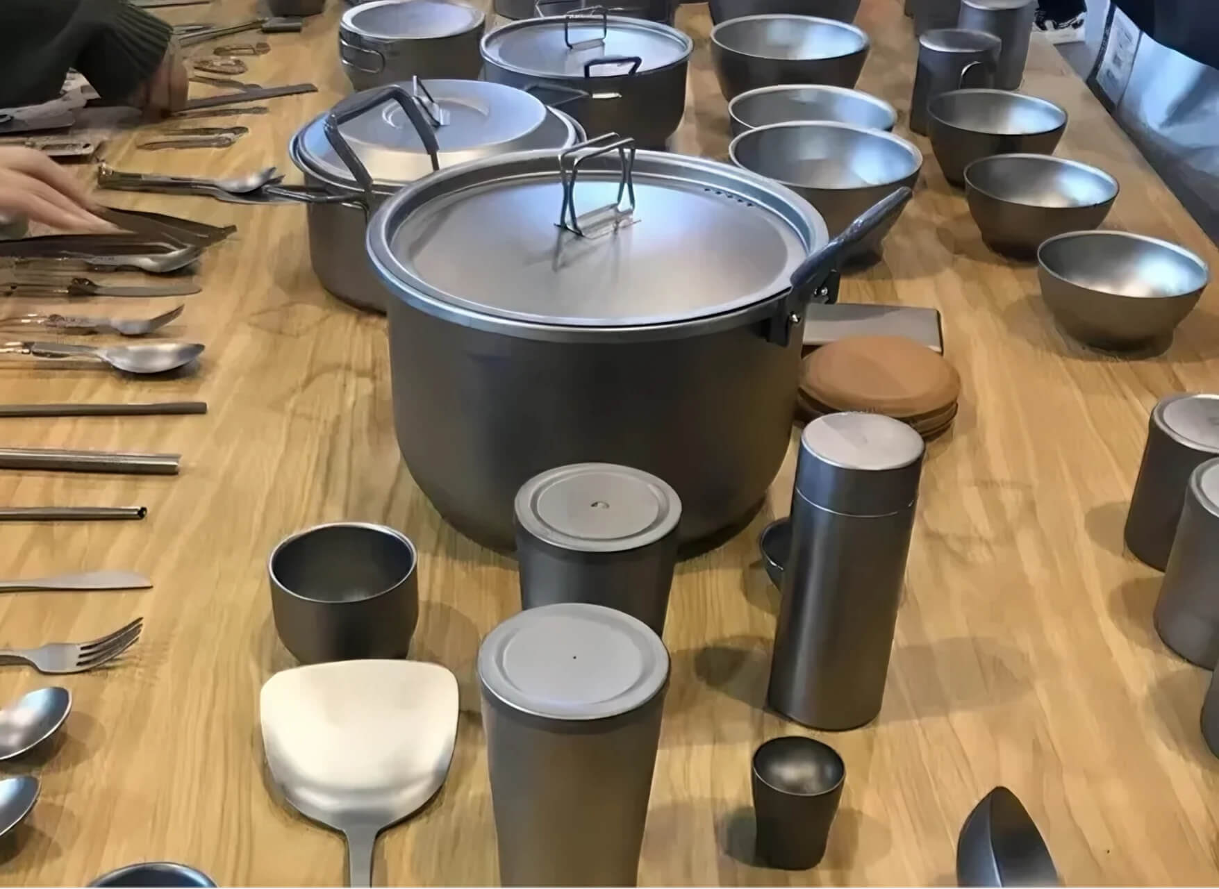 Titanium kitchenware and cookware