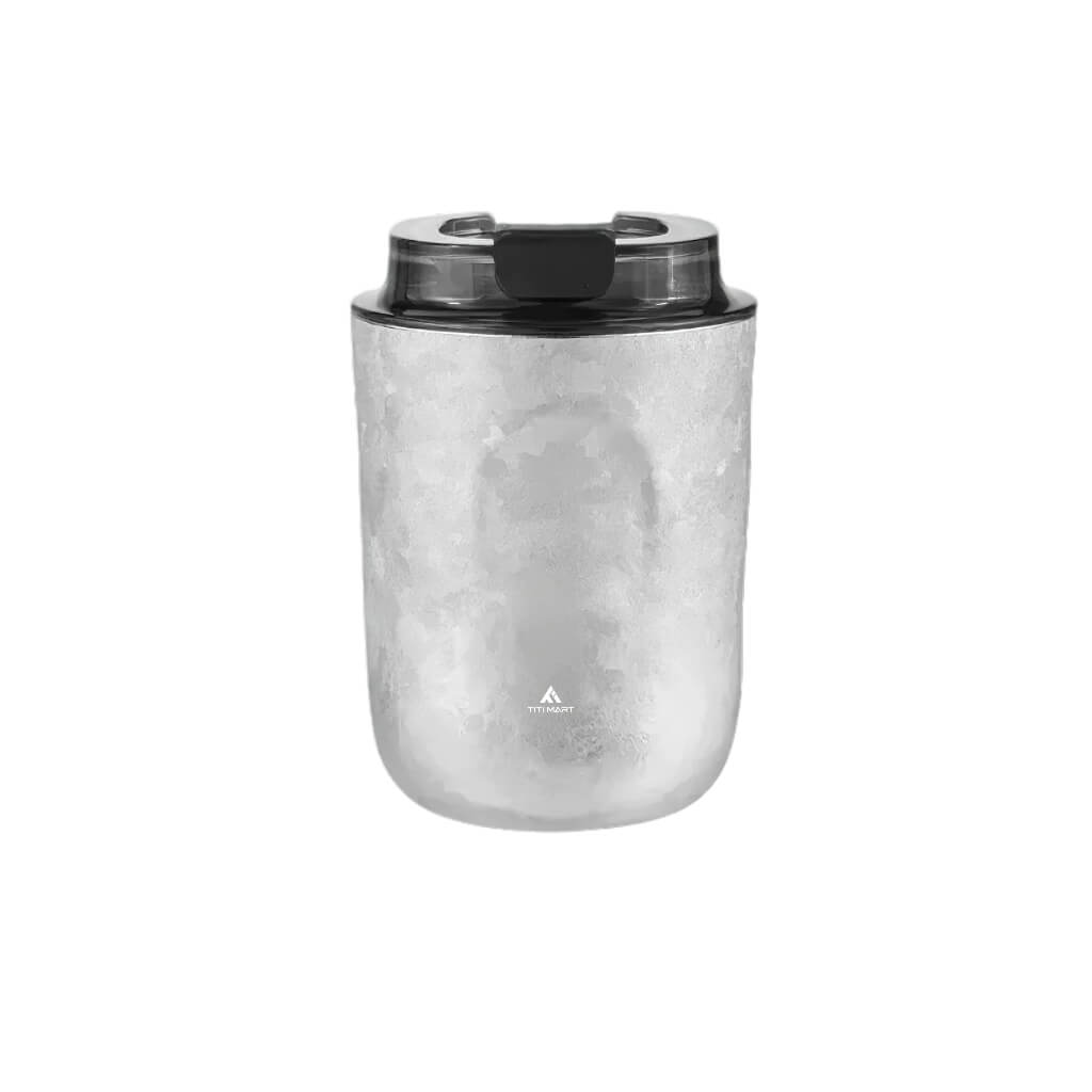 Lightweight insulated coffee cup